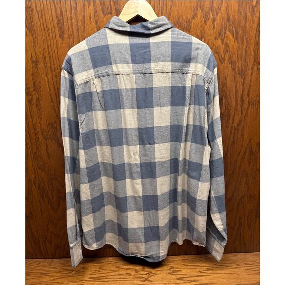 Arizona Jean Co Checkered Button Shirt - Picture 4 of 6